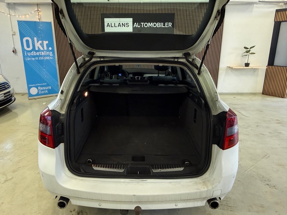 Renault Laguna III 2,0 dCi 150 Dynamique Sport Tourer 5d