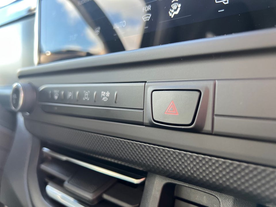 Ford Transit Custom 320L 2,5 PHEV Limited CVT