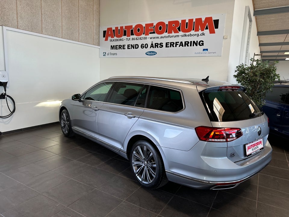 VW Passat 2,0 TDi 200 Elegance High Variant DSG 5d