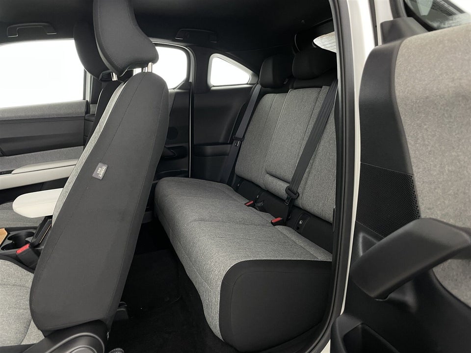 Mazda MX-30 e-SkyActiv Sky 5d