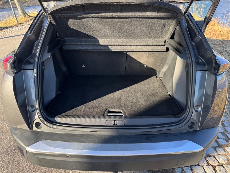 Peugeot 2008 1,2 PureTech 100 Allure Pack 5d