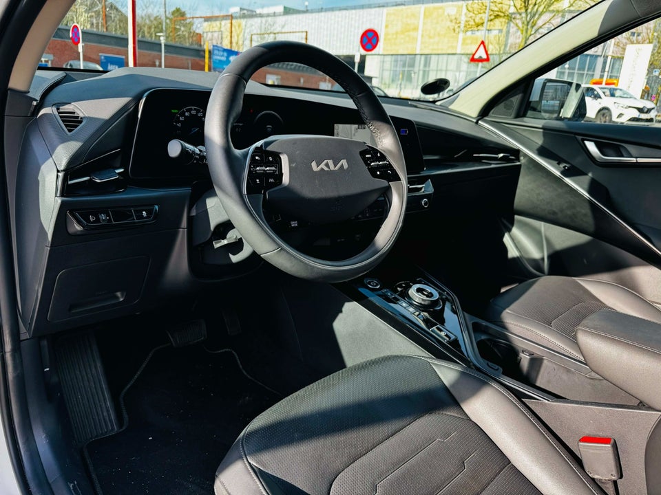 Kia Niro 64 EV Inspire 5d