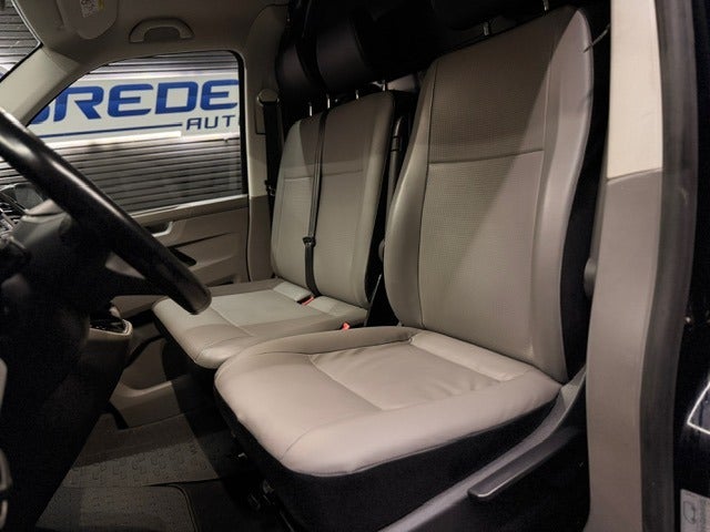 VW Transporter 2,0 TDi 150 Kassevogn DSG lang