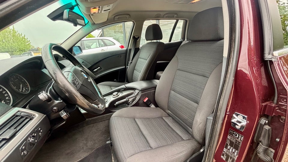 BMW 530i 3,0 Touring aut. 5d