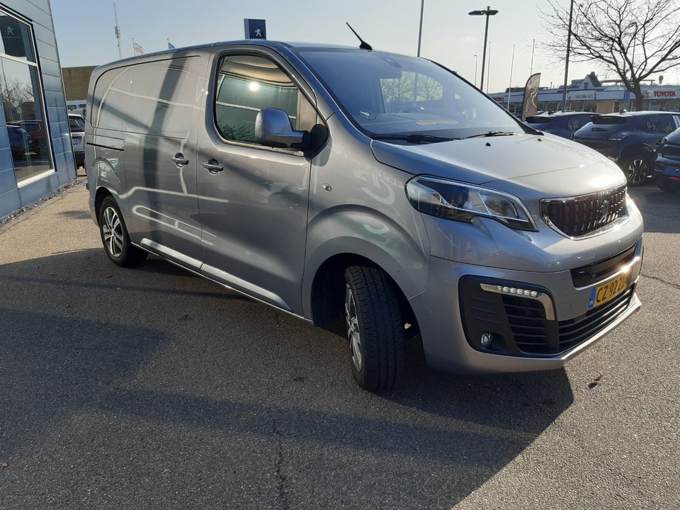 Peugeot e-Expert 75 L2 Ultimate Van