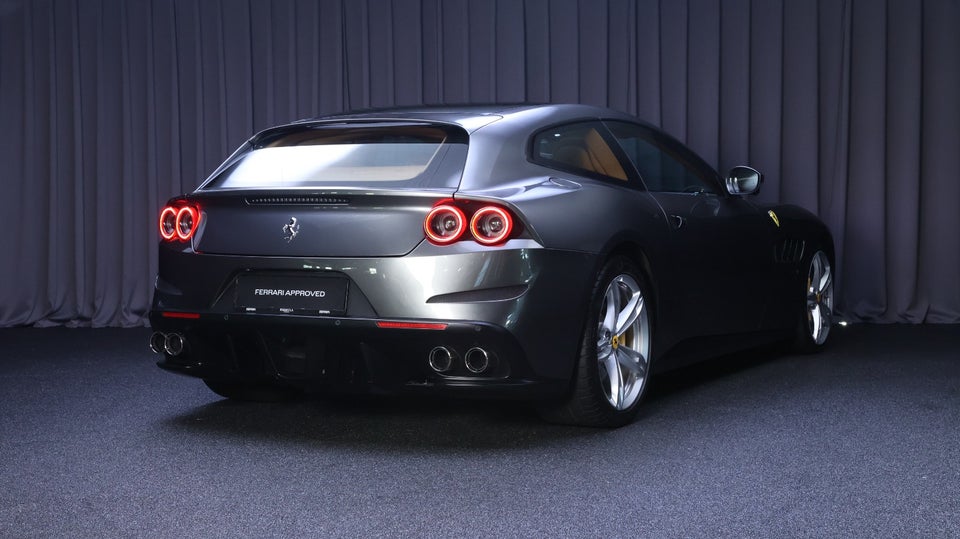 Ferrari GTC4Lusso 6,3 DCT 2d