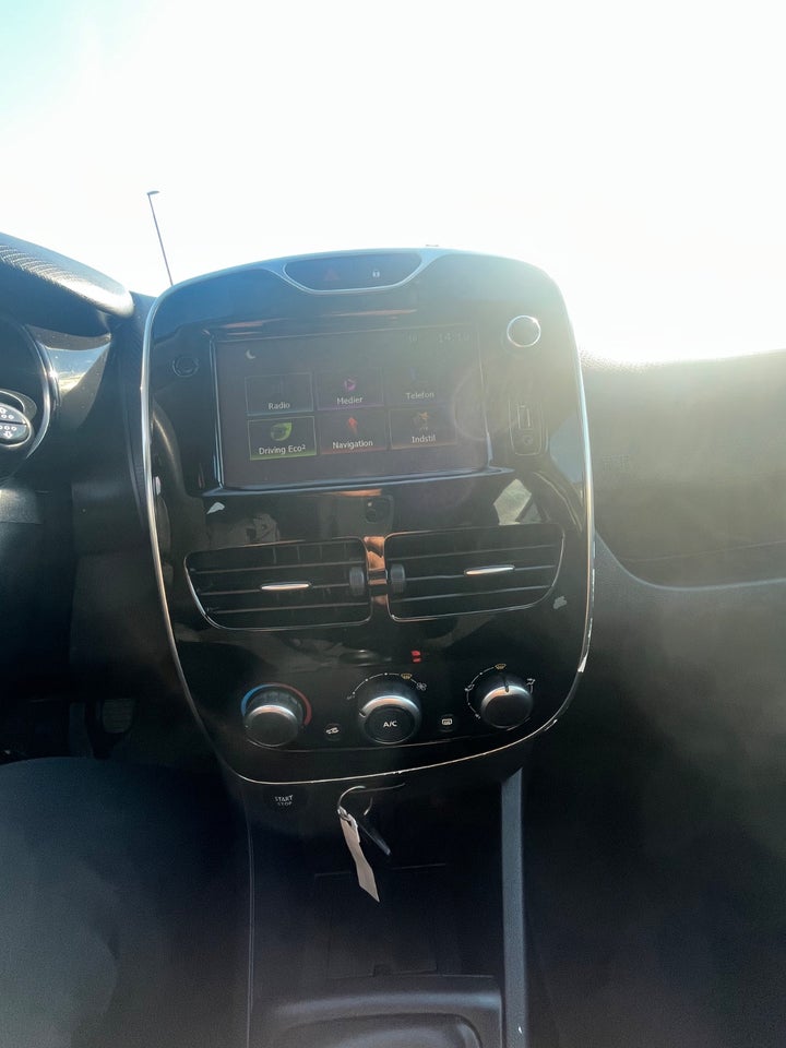 Renault Clio IV 1,5 dCi 90 Expression Sport Tourer 5d