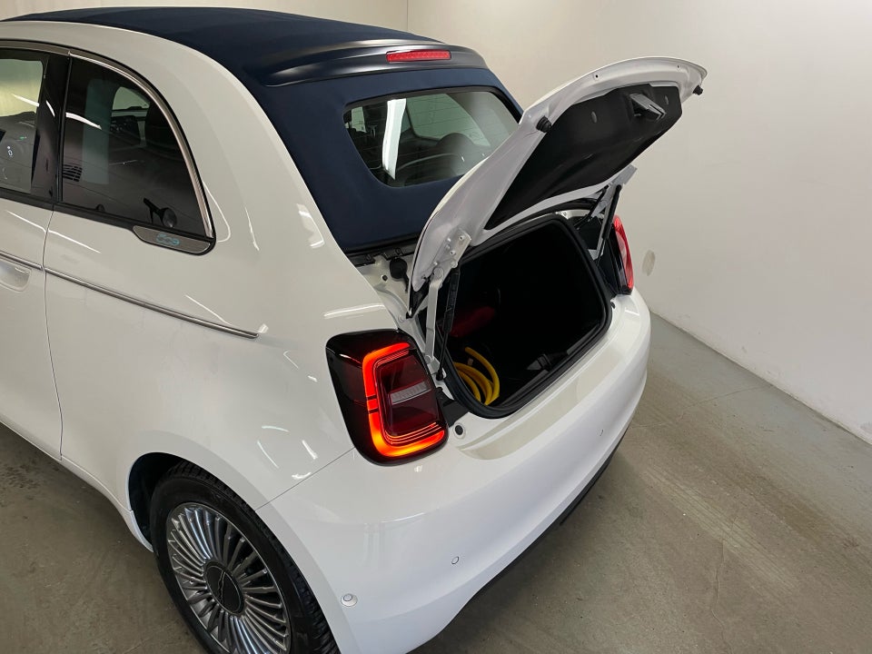 Fiat 500e Icon 3d