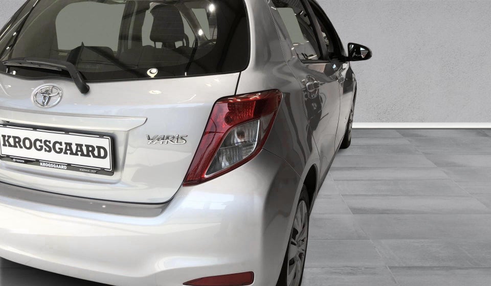 Toyota Yaris 1,3 VVT-i T2 Touch MDS 5d