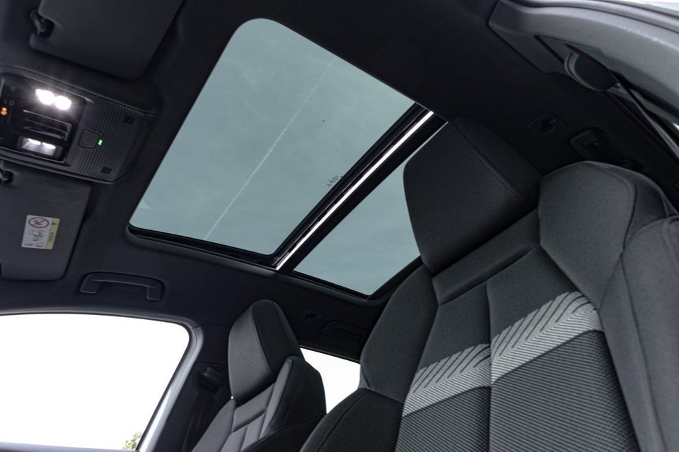 Audi Q4 e-tron 50 quattro 5d