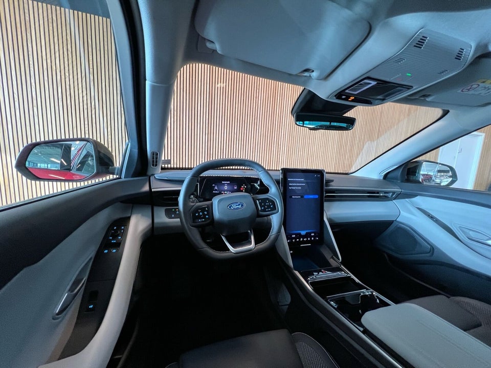 Ford Explorer 77 Select Extended Range 5d