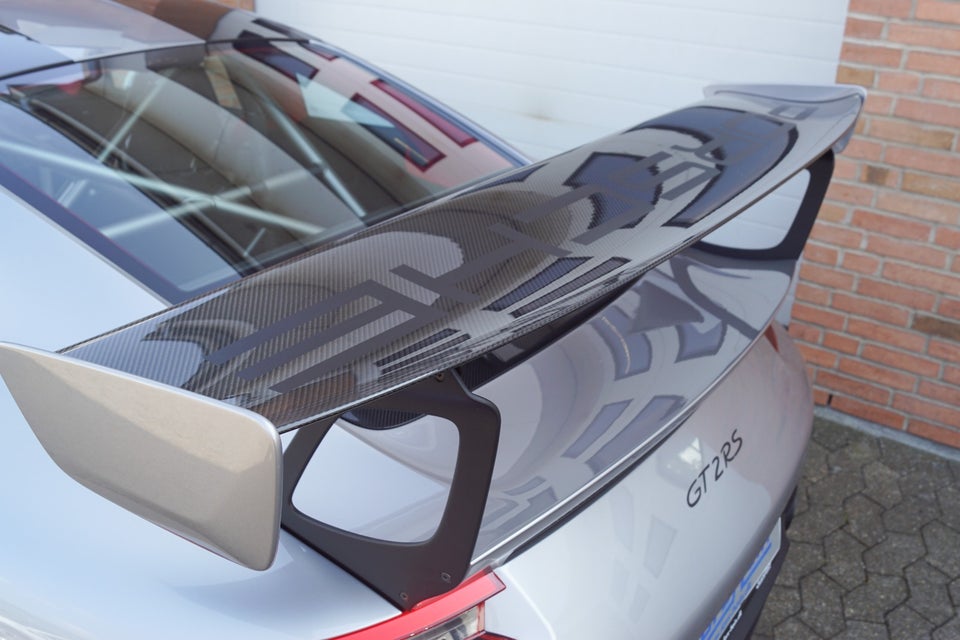 Porsche 911 GT2 RS 3,8 Coupé PDK 2d