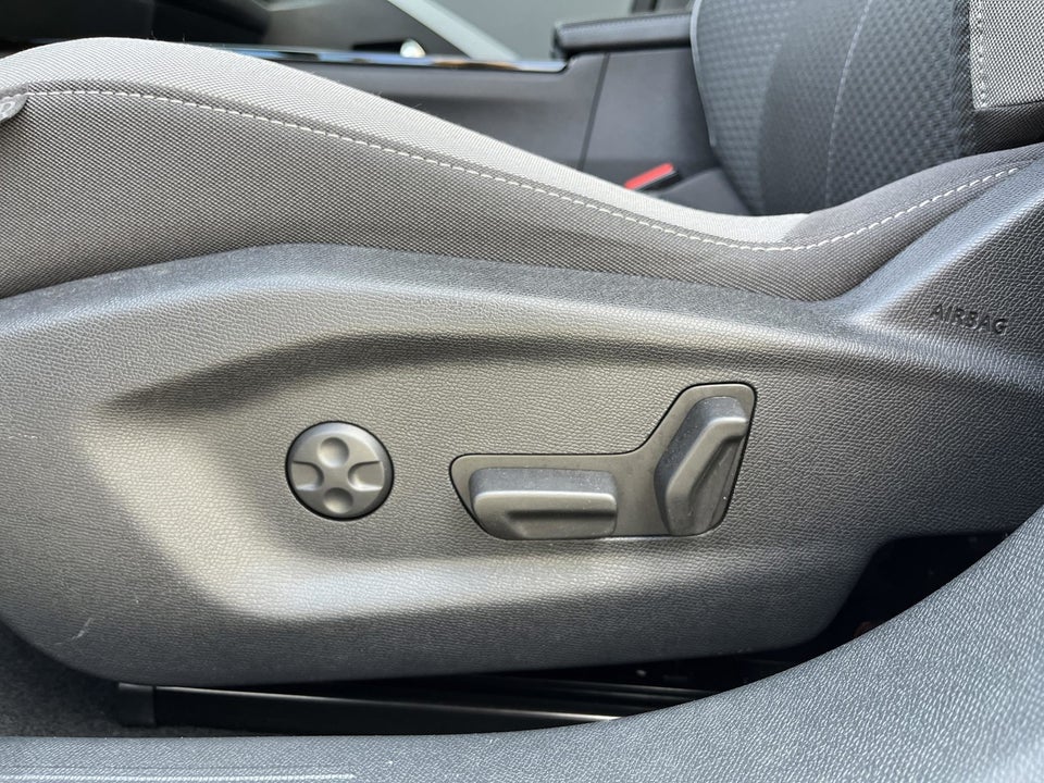 Opel Astra-e 54 Sports Tourer 5d