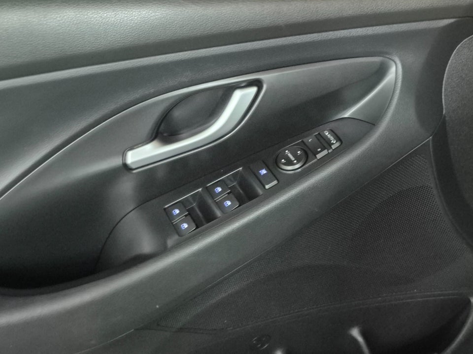 Hyundai i30 1,4 T-GDi Premium stc. DCT 5d