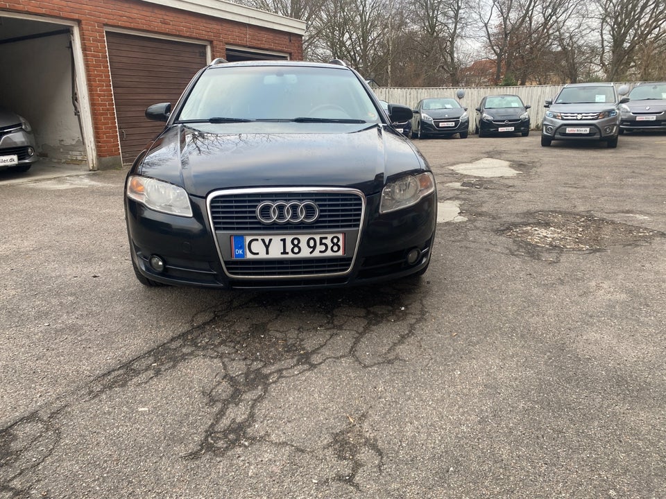 Audi A4 2,0 TDi 140 Avant Multitr. 5d