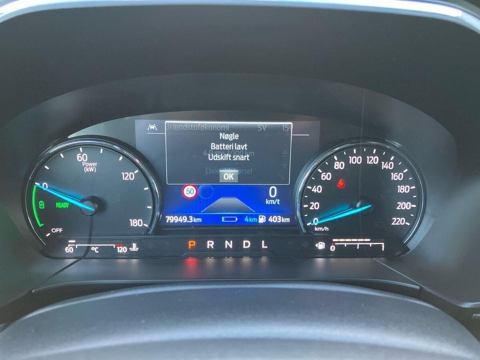 Ford Kuga 2,5 PHEV Titanium CVT 5d