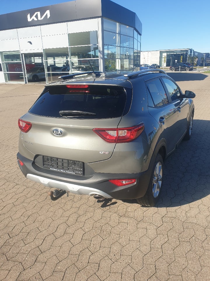 Kia Stonic 1,0 T-GDi Advance Intro 5d