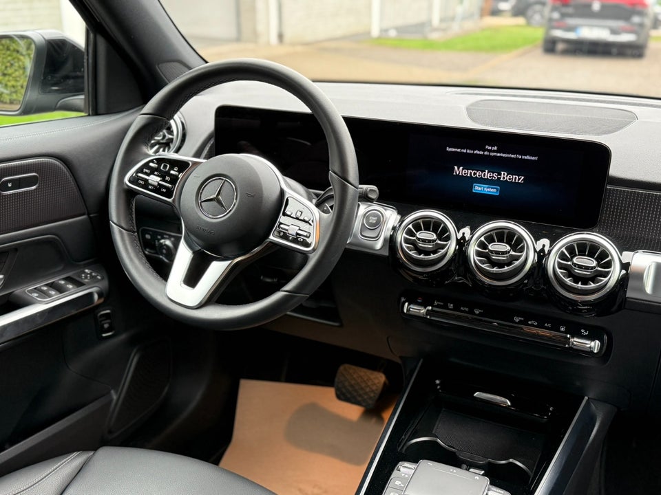 Mercedes EQB250 7prs 5d