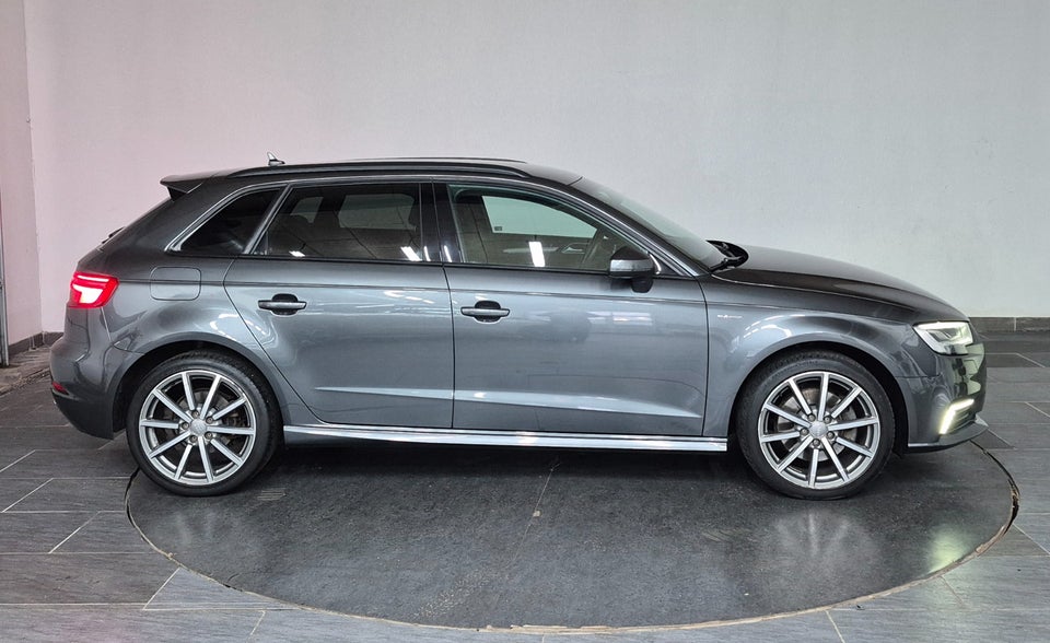 Audi A3 1,4 e-tron S-line Sportback S-tr. 5d