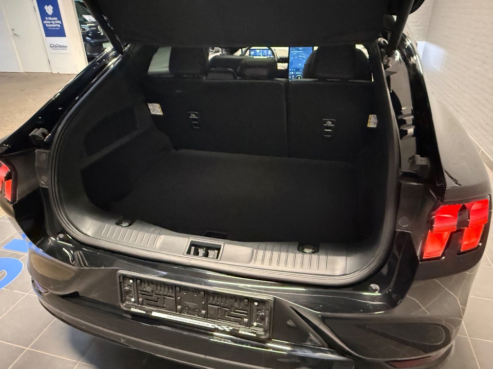 Ford Mustang Mach-E 98 Extended Range AWD 5d