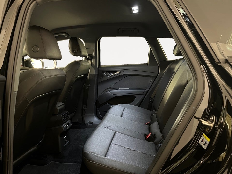 Audi Q4 e-tron 50 Attitude quattro 5d