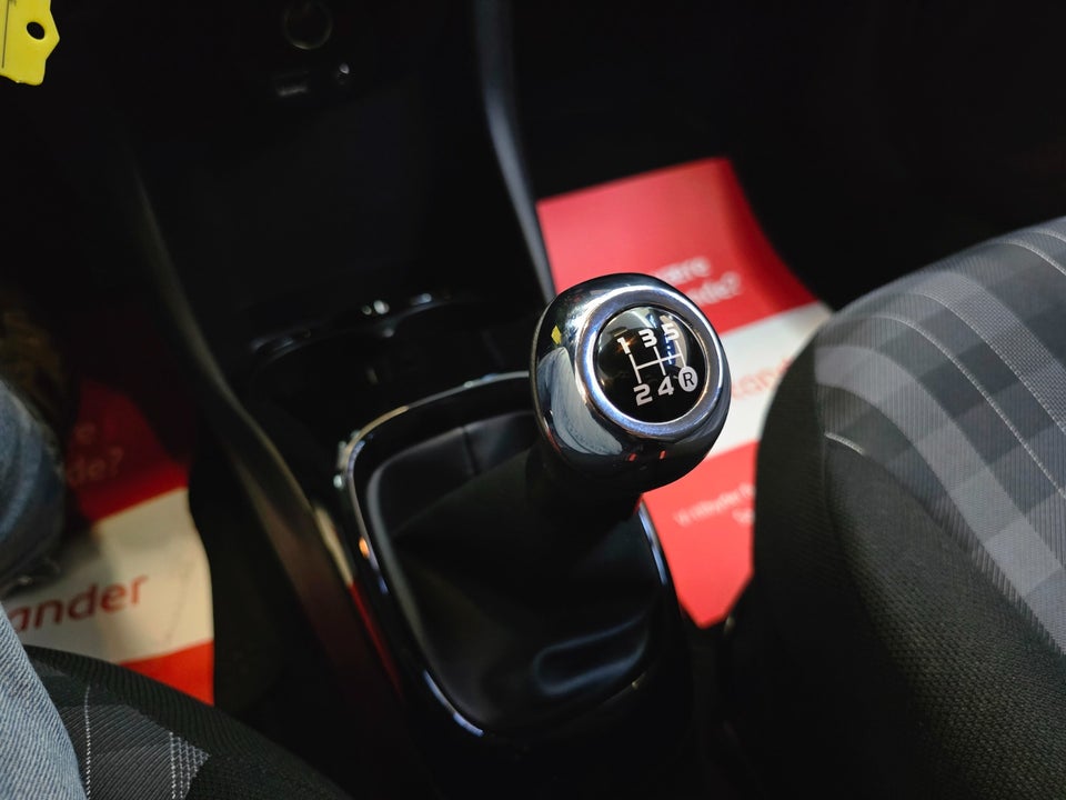 Peugeot 108 1,0 e-VTi 72 Allure+ 5d