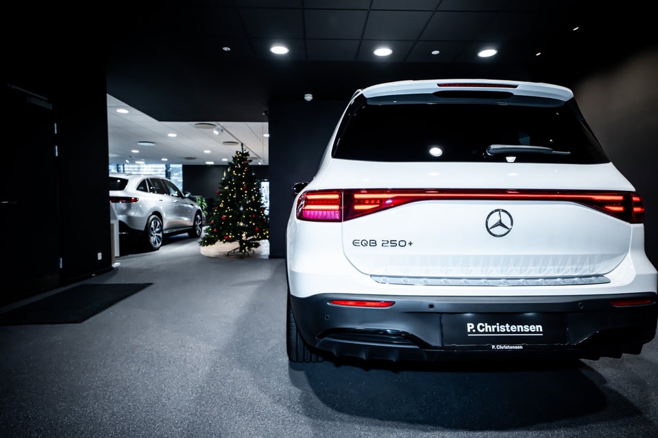 Mercedes EQB250+ AMG Premium 5d