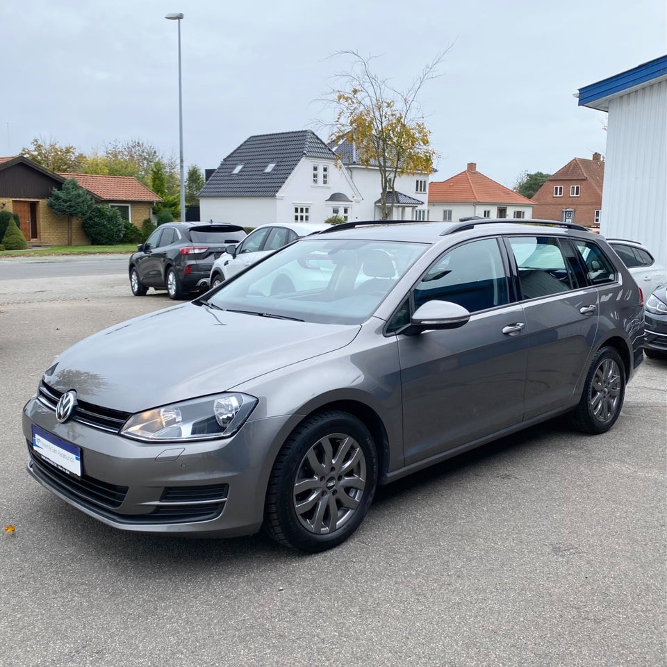 VW Golf VII 1,4 TSi 125 Trendline Variant 5d