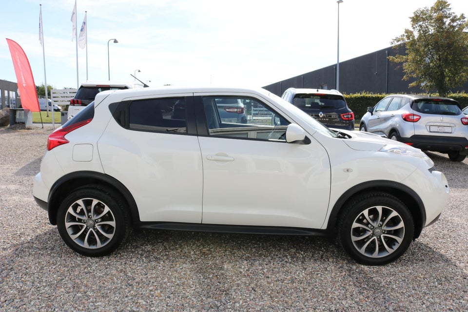 Nissan Juke 1,6 Acenta 5d