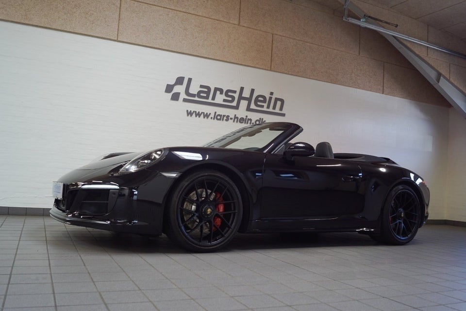 Porsche 911 Carrera 4 GTS 3,0 Cabriolet PDK 2d