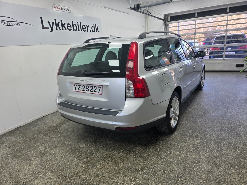 Volvo V50 1,8 Summum 5d