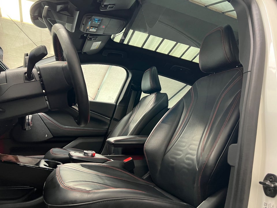 Ford Mustang Mach-E 91 Extended Range AWD 5d