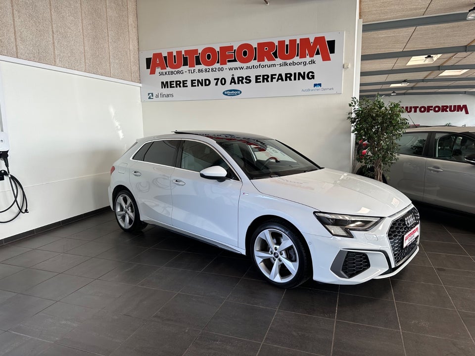Audi A3 40 TFSi e S-line Sportback S-tr. 5d