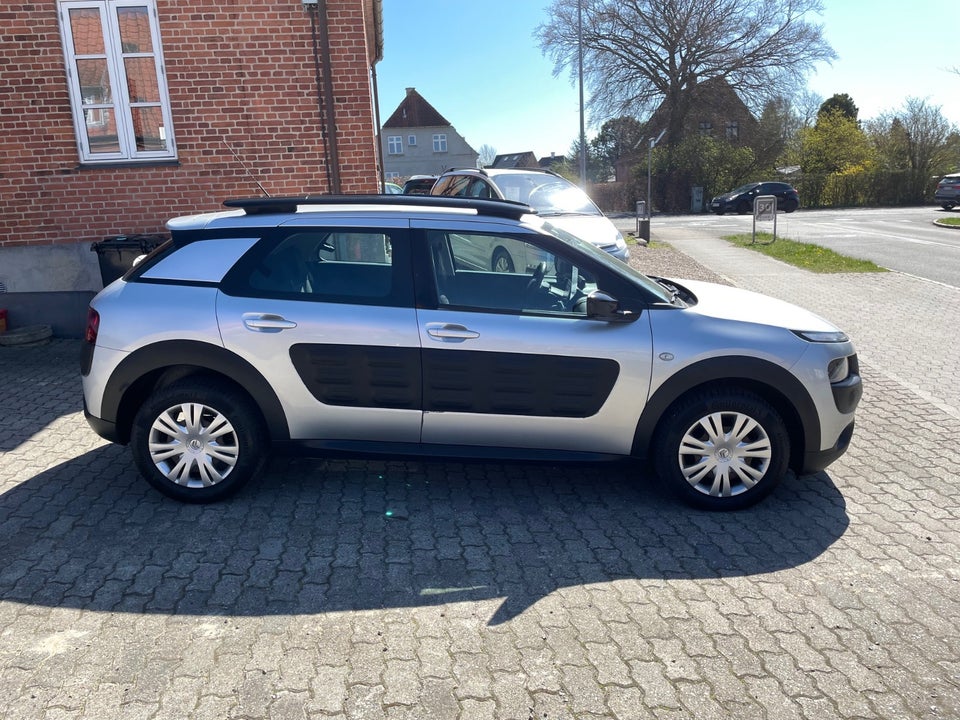 Citroën C4 Cactus 1,6 BlueHDi 100 Cool Comfort 5d