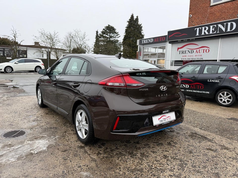 Hyundai Ioniq 1,6 PHEV Trend DCT 5d