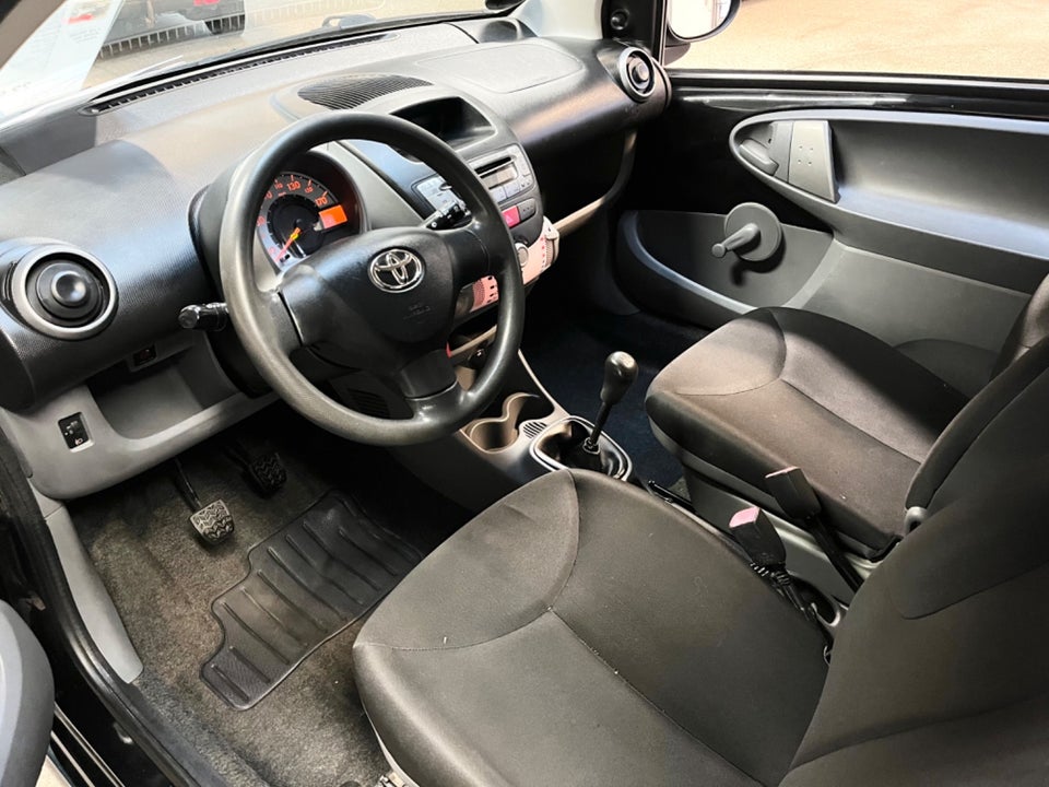 Toyota Aygo 1,0 Black 3d