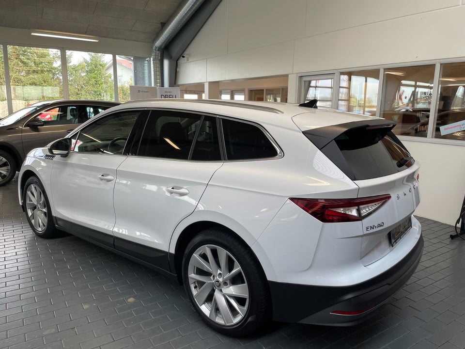 Skoda Enyaq 80 iV Loft 5d