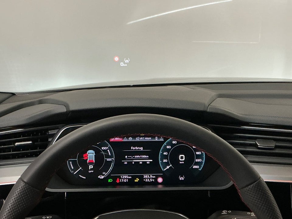 Audi Q8 e-tron 55 Dakar Edition quattro 5d