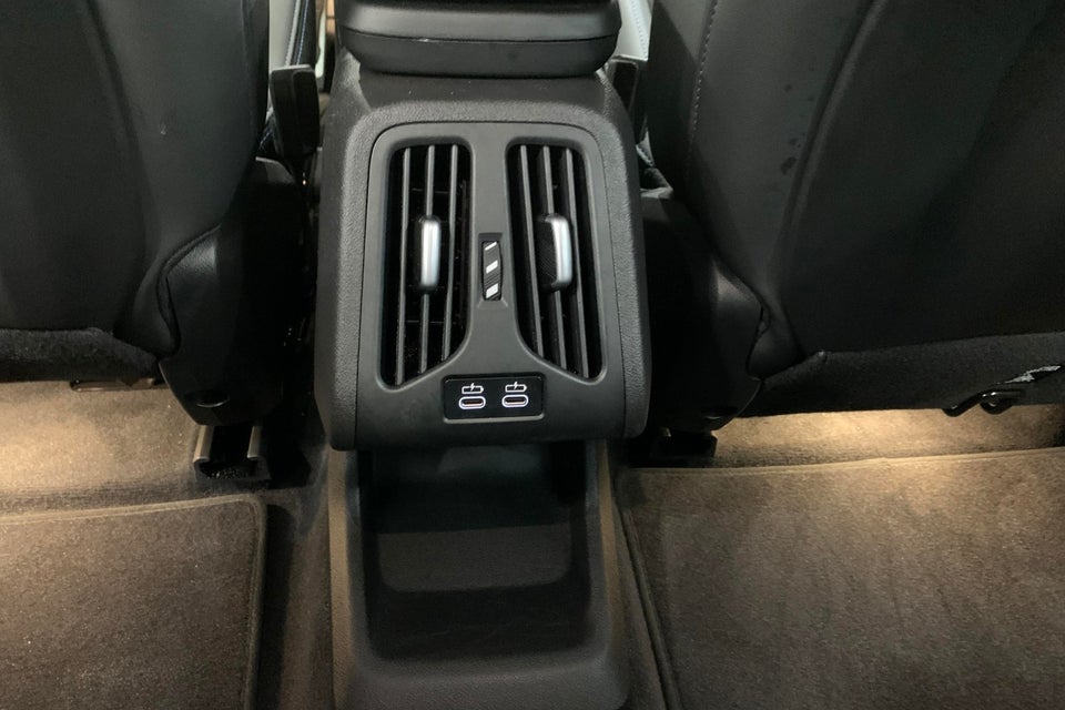 BMW iX1 eDrive20 M-Sport 5d