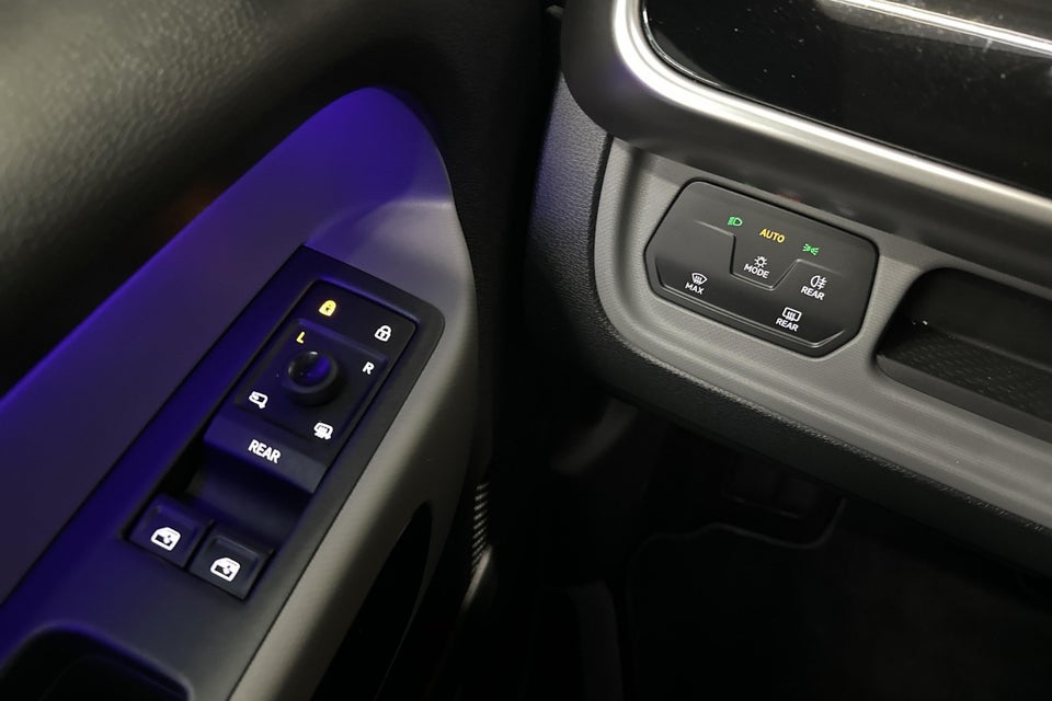 VW ID.Buzz 86 Life 7prs LWB 5d