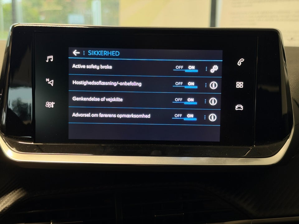 Peugeot 2008 1,2 PureTech 130 Active Pack EAT8 5d
