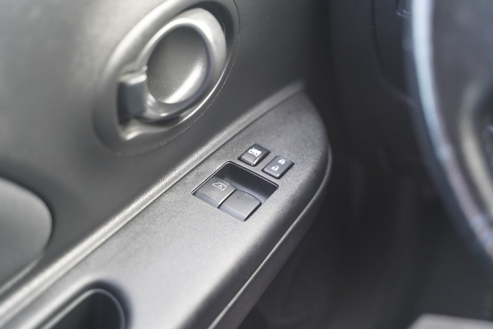 Nissan Micra 1,2 Dig-S 98 Tekna 5d