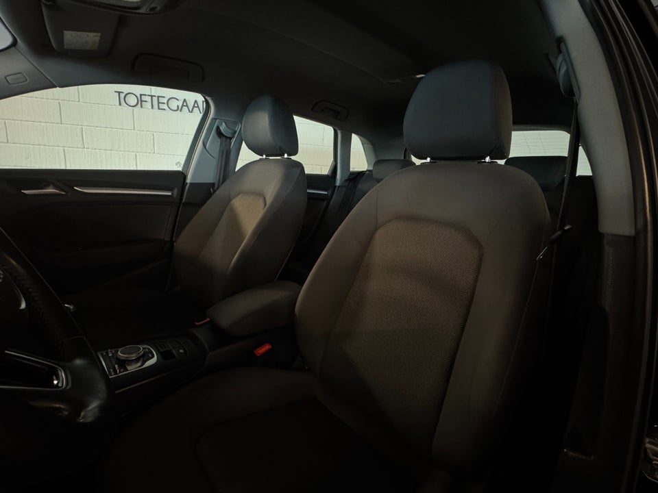 Audi A3 1,6 TDi 110 Sportback 5d