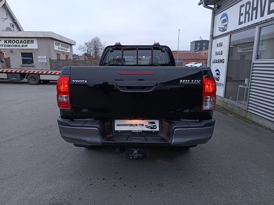 Toyota HiLux 2,4 D-4D 150 T2 Ex.Kab 4x4 4d