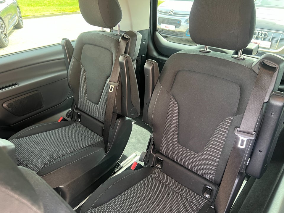 Mercedes EQV300 L