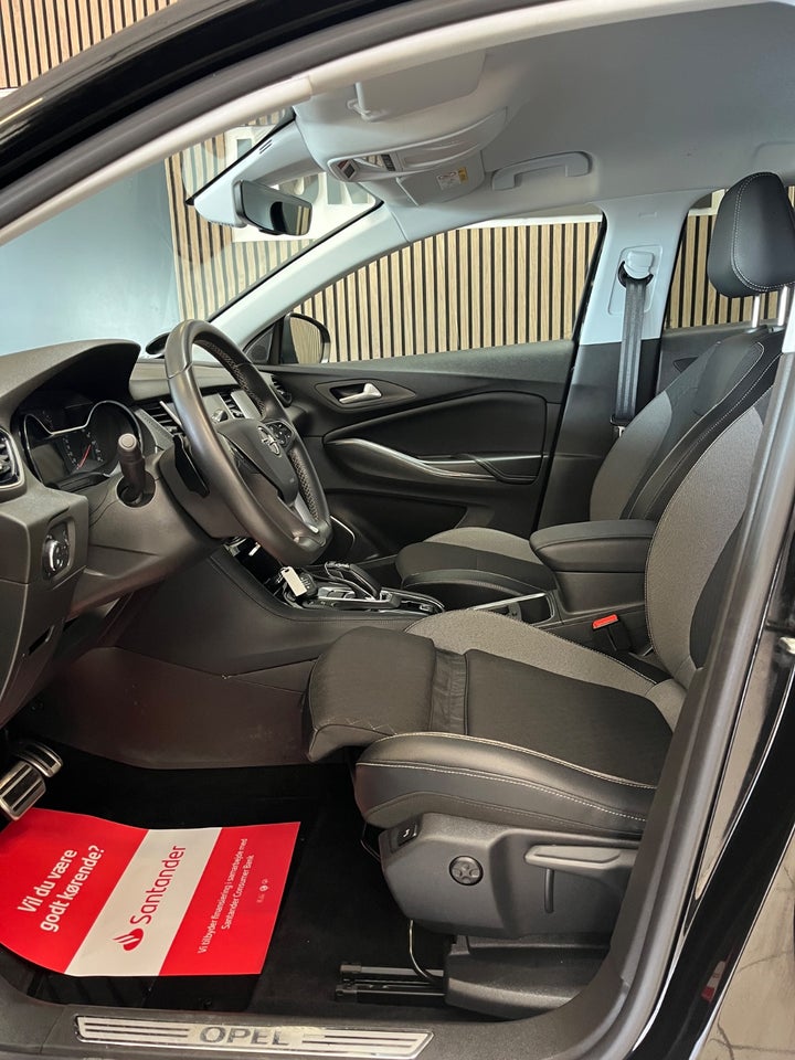 Opel Grandland X 1,6 Hybrid Exclusive aut. 5d
