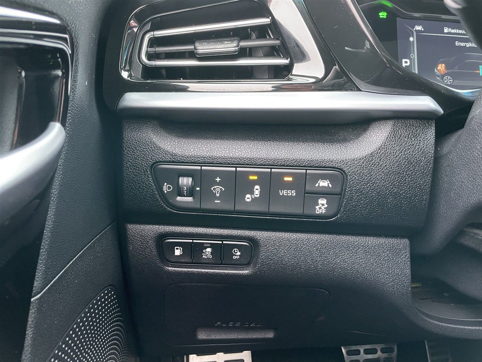 Kia Niro 1,6 PHEV Advance DCT 5d