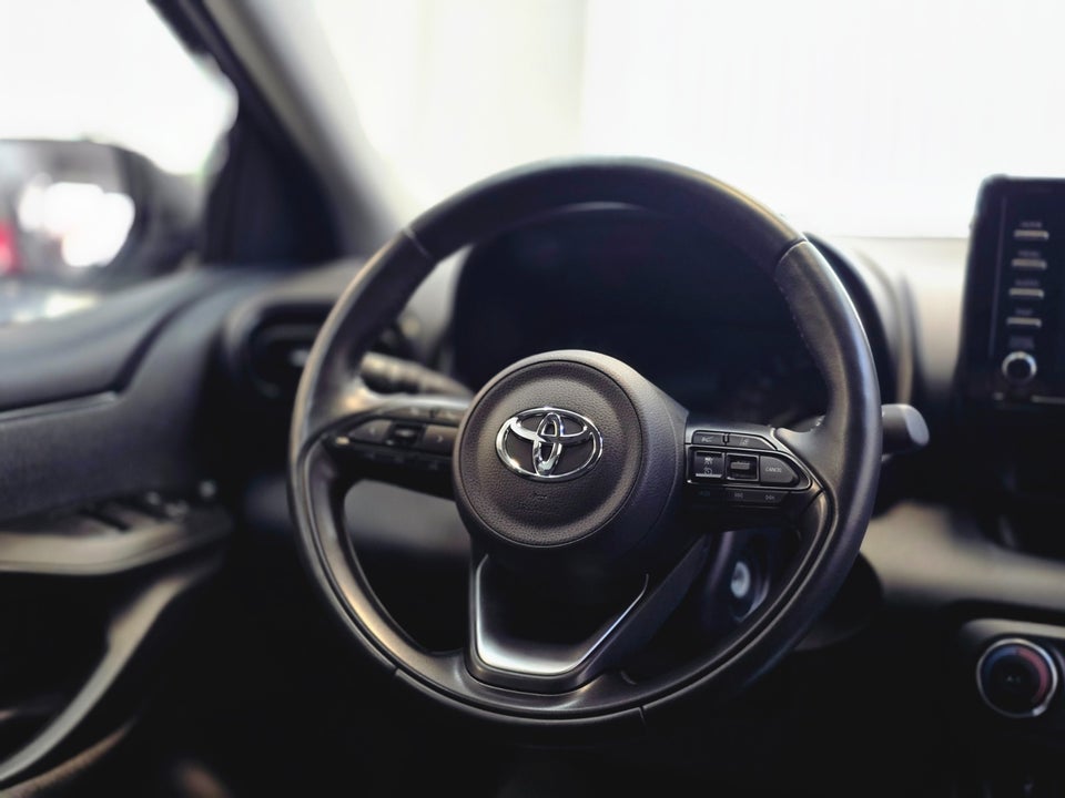 Toyota Yaris 1,5 Active 5d