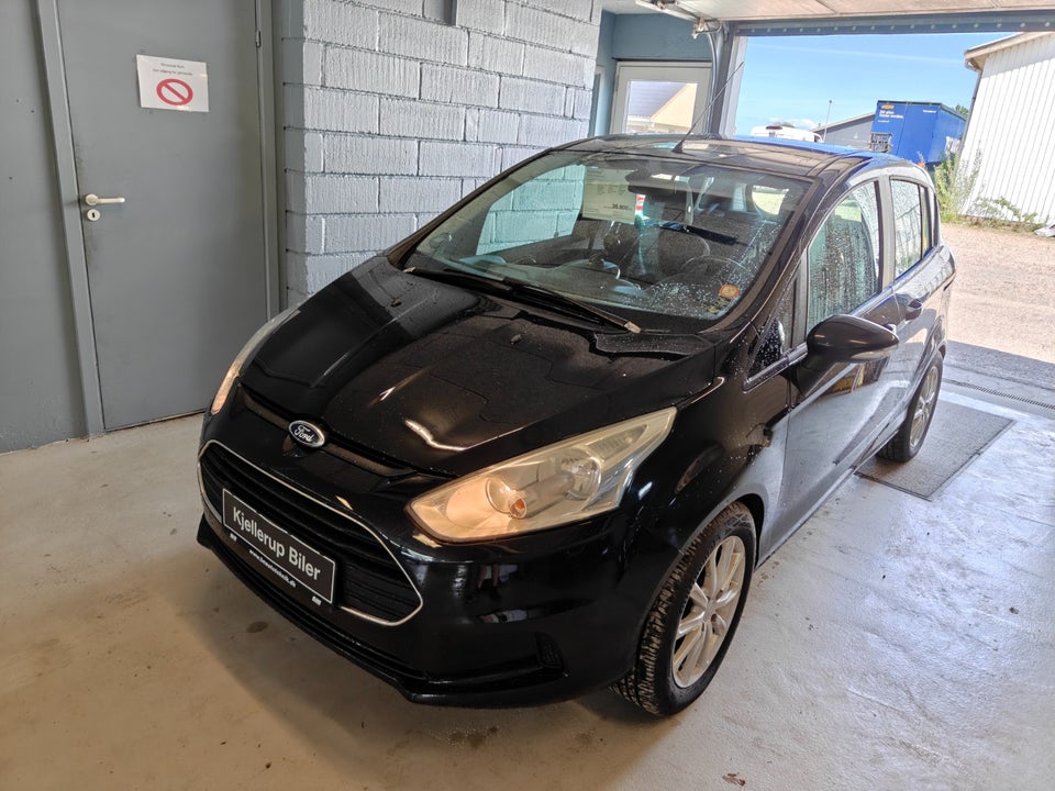 Ford B-MAX 1,0 SCTi 100 Titanium 5d