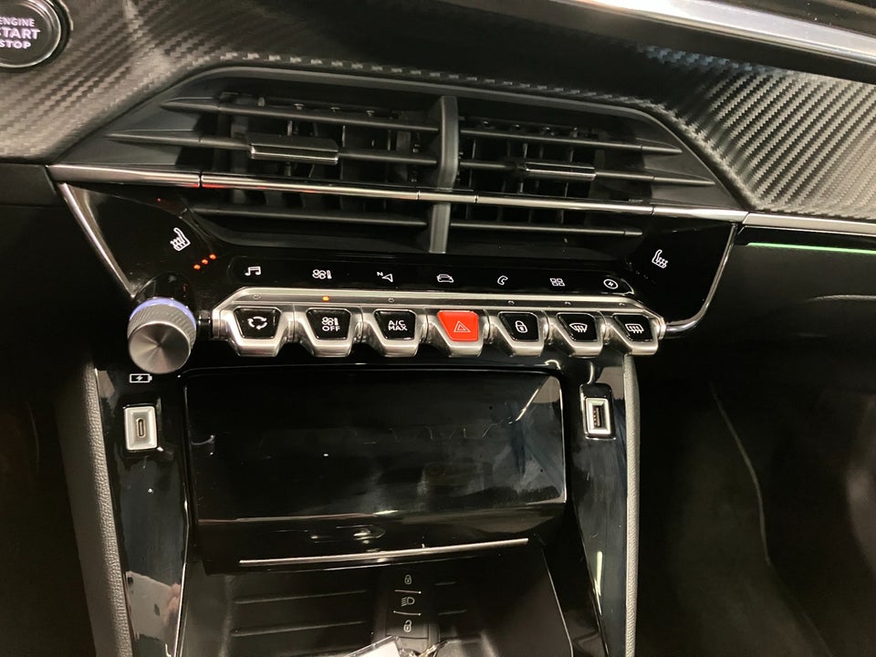 Peugeot e-2008 50 GT 5d